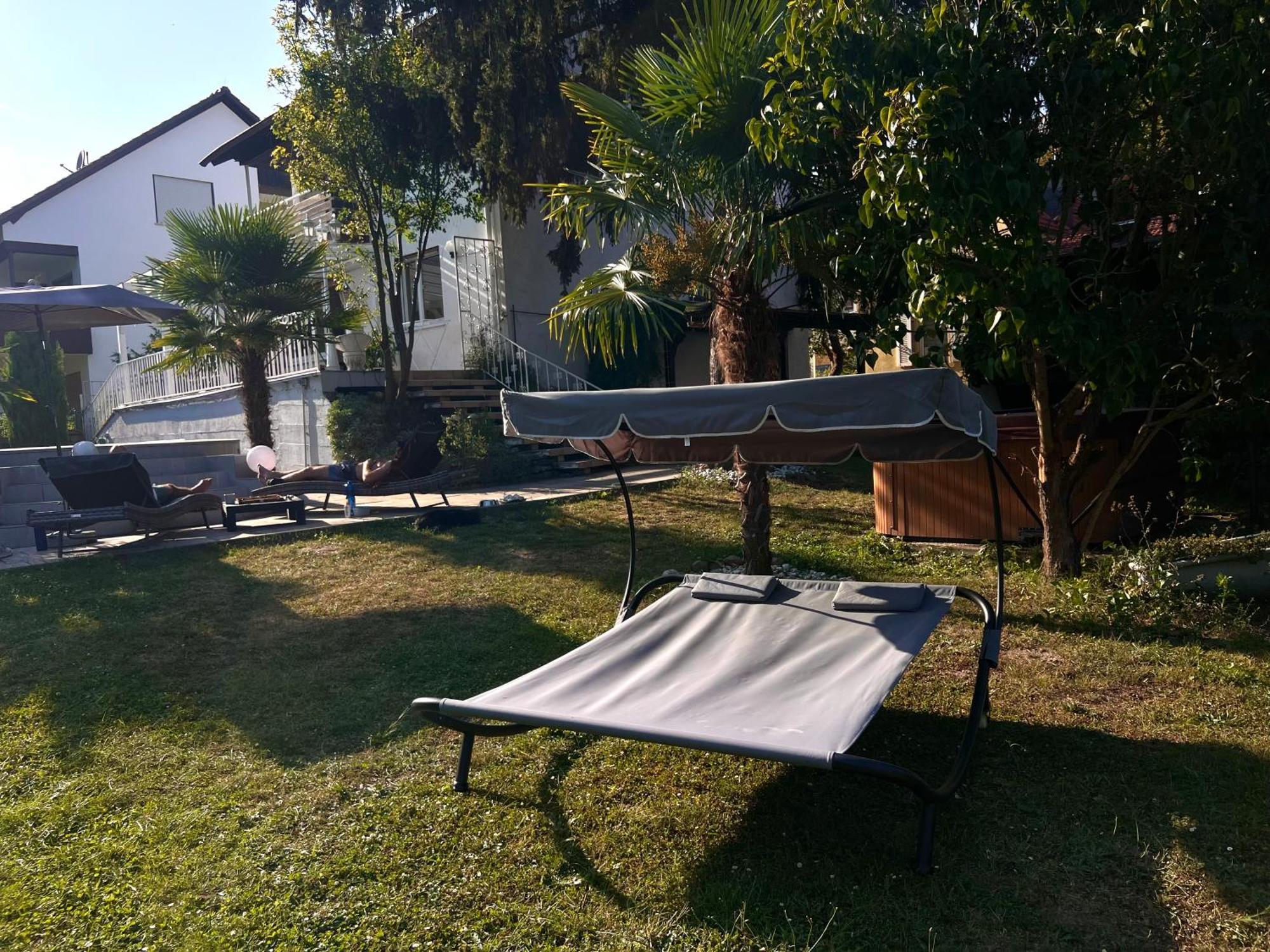 Privates Ferienhaus Mit Pool & Whirlpool Zentral In Bad Dürkheim Exterior foto
