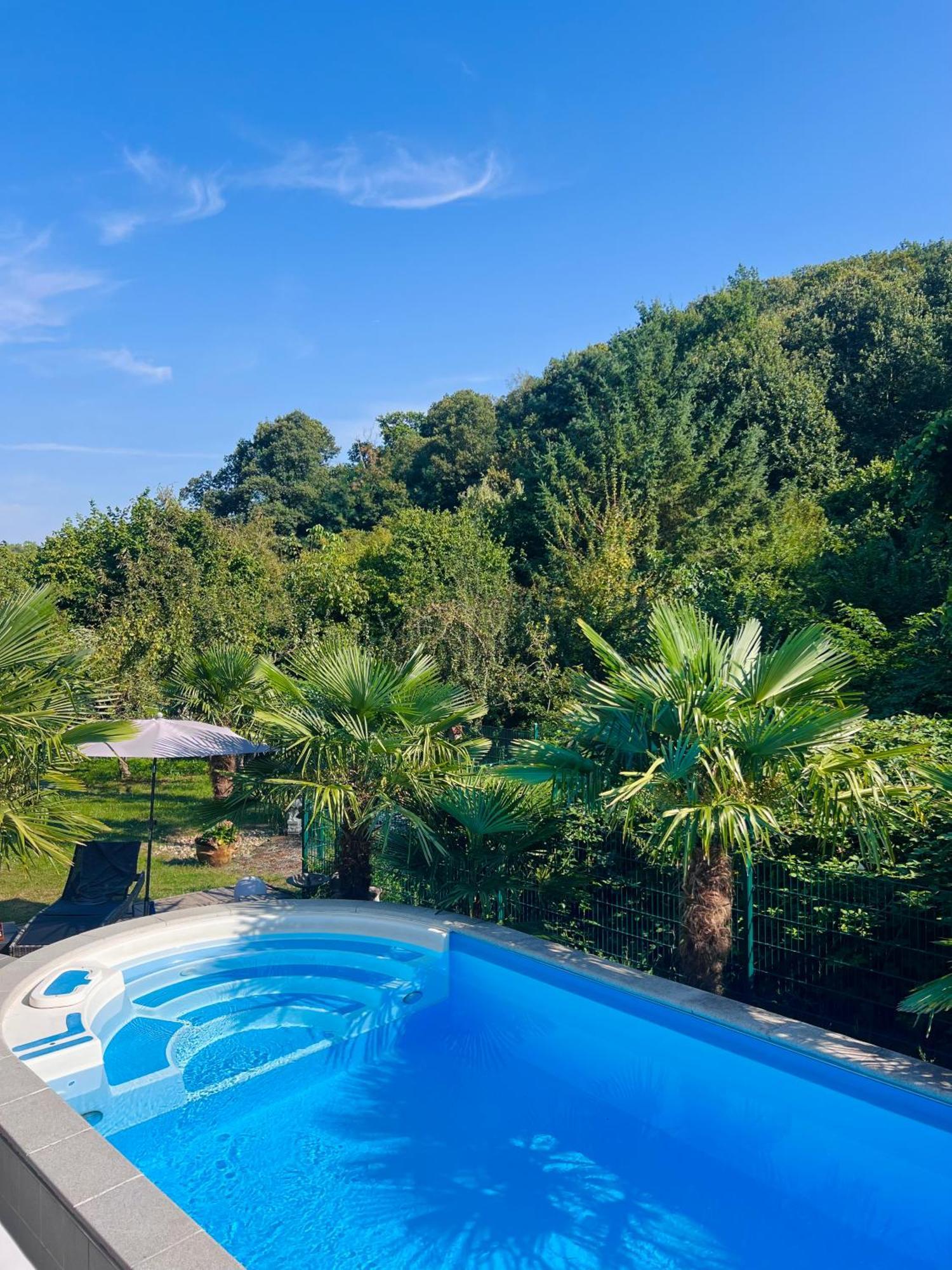 Privates Ferienhaus Mit Pool & Whirlpool Zentral In Bad Dürkheim Exterior foto